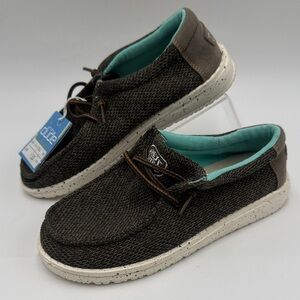 NWT Hey Dude Wally Youth Sox Shoes Musk Brown Size US 1Y / EU 34